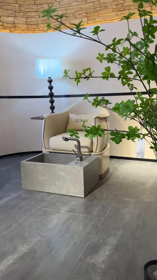 [LIVE SHOT] Glorall pedicure chair, equipped with a brand-new intelligent faucet system, featuring two water output modes, allowing you to enjoy either a constant warm bath or a refreshing massage at any moment. 🌿

𝑮𝒍𝒐𝒓𝒂𝒍𝒍 | 𝘼 𝙗𝙧𝙖𝙣𝙙 𝙛𝙤𝙧 𝙨𝙖𝙡𝙤𝙣 𝙛𝙪𝙧𝙣𝙞𝙩𝙪𝙧𝙚 𝙨𝙚𝙧𝙞𝙚𝙨.

Color from nature. Design from life. 🍃

#glorall #glorallbeauty #salonfurniture #salondream #dreamsalon #salondecor #salonbeauty #salondesign #salonline #salonlife #salonhits #salonsuites #hairsalon #beautysalon #nailsalon #nailbeauty #beautyproducts #beautysupply #brand #salón